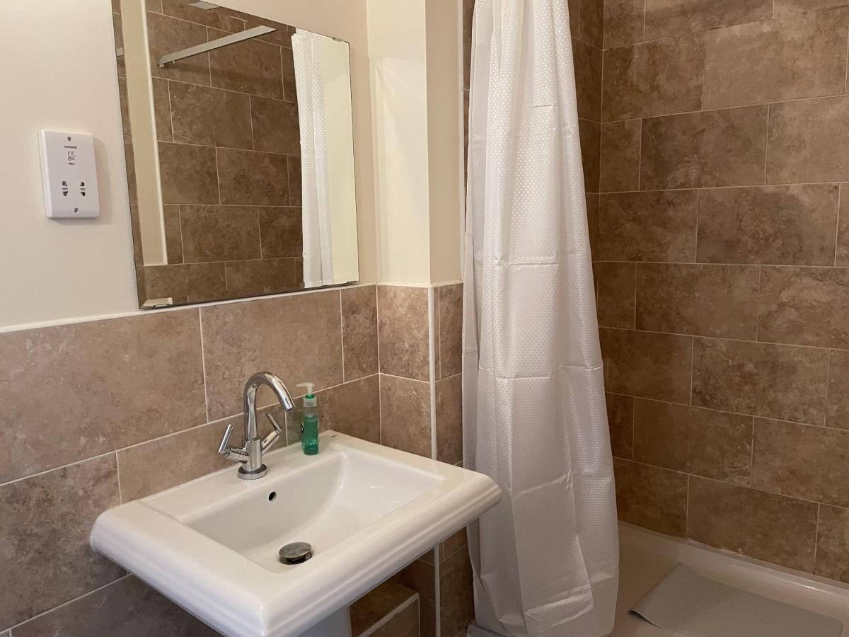 Bear Inn Bradford-On-Avon Εξωτερικό φωτογραφία