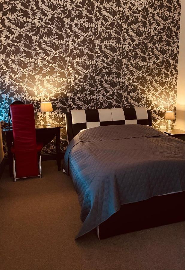 Bear Inn Bradford-On-Avon Εξωτερικό φωτογραφία